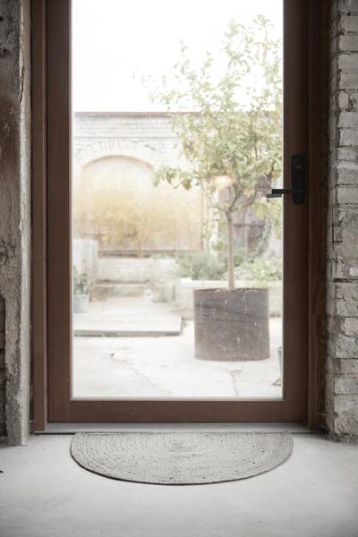 Merida teppe halvsirkel gr&aring;